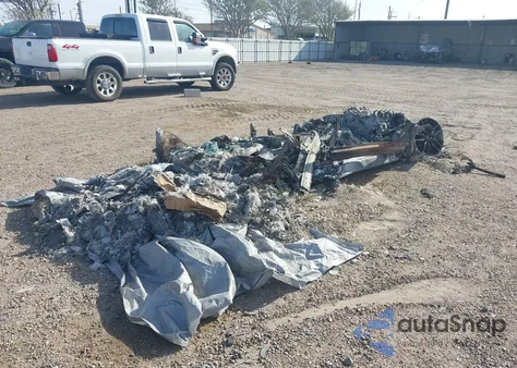 2015 Chevrolet Corvette Stingray Z51 z USA, uszkodzony, nr VIN 1G1YK2D78F5116440